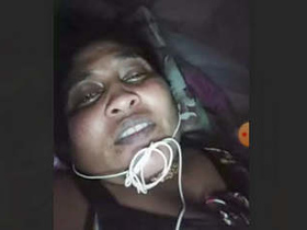 Desi MILF flaunts her curves on VideoCALL
