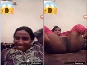 Bhabhi's arousing display of her intimate parts