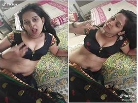 Hot Indian TikTok star in steamy video