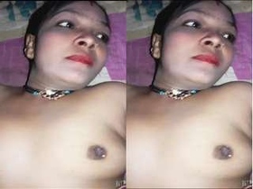 Busty Indian bhabhi gives client a hard time
