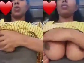 Busty Indian woman performs on webcam