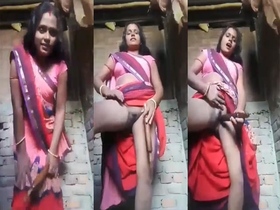 Horny bhabhi masturbates with a dildo for selfies