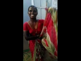 Aunty Sudha gets naughty in Desi porn video