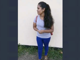 Desi hottie on a tanker sends naughty MMS