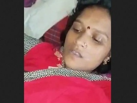 Desi village bhabhi gives a wild blowjob and gets fucked hard