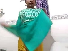 Experience the sensuality of a Tamil girl in Chennai