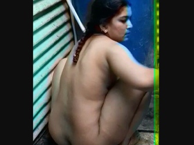 Sensual meeting of Bhabhis in rural community