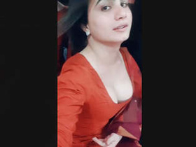 Stunning and attractive Pakistani woman