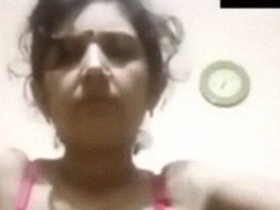 Bangalore aunty Sada gets naked on video call
