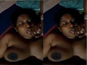 Tamila Lanakna's wife gives blowjobs in a steamy video