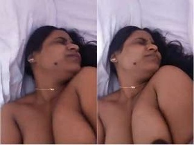 Seductive Bhabhi indulges in passionate sex