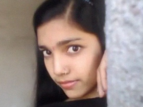 Naughty Indian teen's selfies reveal her sexual desires