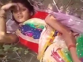 Desi Pussy Pleasure: Randi's Outdoor Sex Video