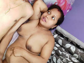 Watch sexy bhabhi in 5 new videos for a steamy experience