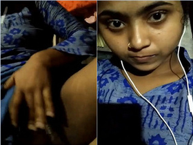 Finger play with a cute Indian girl in exclusive video