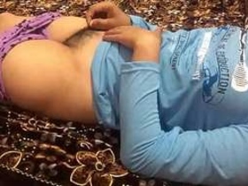 Desi wife reveals her lovely pussy