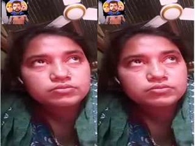 Bangladeshi babe reveals her breasts and pussy in a video call