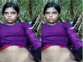 Indian girl with natural pubic hair sets a record for lover