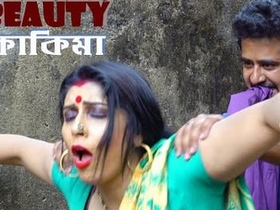 Bengali beauty Kakima in steamy webseries