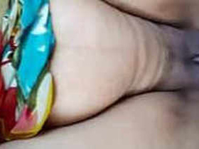 Indian housewife reveals her secret erogenous zones outdoors