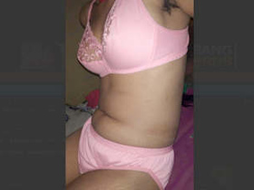 Desi Tamil babe gets fucked hard in this steamy video