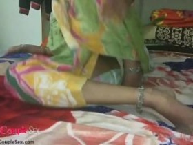 Wife's pussy fucked in HD video of Indian couple's dirty sex