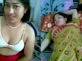 A busty wife from Jaipur reveals her alluring bra prior to intimacy