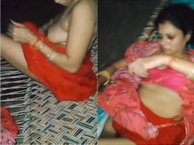 Bhabhi's seductive display of her pussy and rid of husband's cock