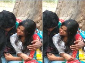 Indian girl gives a blowjob