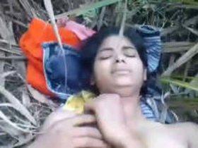 Indian couple has passionate outdoor sex in the wild