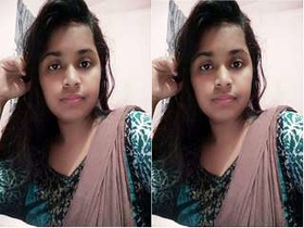 Desi girl enjoys sucking her big boobs in exclusive video