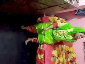 Desi bhabhi performs her duty by getting fucked in the village