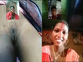 Desi amateur bhabhi reveals her secrets in a VK video