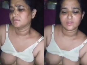 Indian wife engages in infidelity with lover