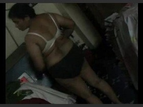 Indian husbands film their spouses' passionate rendezvous in this video