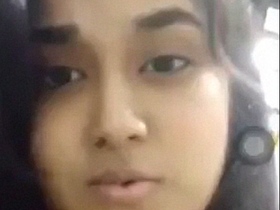 Indian girl goes nude in solo video
