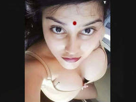Mallu babe flaunts her big boobs and pussy in part 1