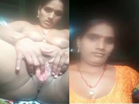 Exclusive video of horny bhabhi flaunting her naked body