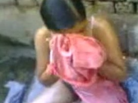 Latest MMS scandal featuring a cute guy and nice boobs in an outdoor bath