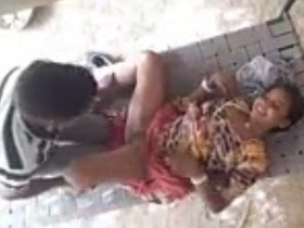 Desi couple gets caught in a honey trap and films it for free