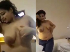 Indian mature wife strips down and dances in hotel room with Ashique