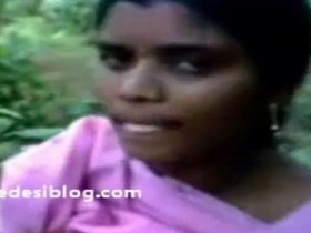 Tamil boobs and sexy girl from Pollachi in village sex scandal