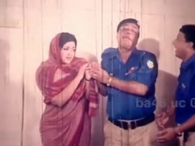 Tamil actress in action: Sensational blue film with hot sex scenes