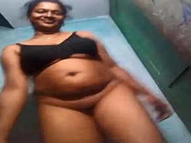 Indian woman in Chennai changes outfits