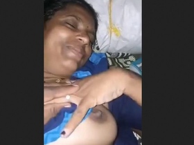 Sensual bhabhi reveals her breasts and intimate parts