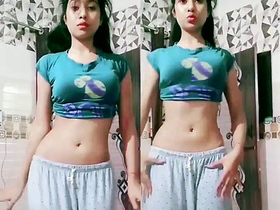 Stunning Indian beauty Naval captivates with sensual dance moves