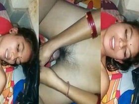 Enjoy the beauty of a hairy pussy in this Indian village bhabhi video