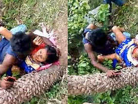 Indian randi gets fucked in the backyard for a new video