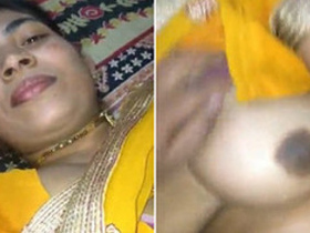 Indian girl gets naughty with her partner in bed