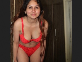 Indian wife gives a blowjob in HD